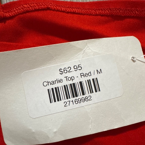 Red crop top - Picture 3 of 3